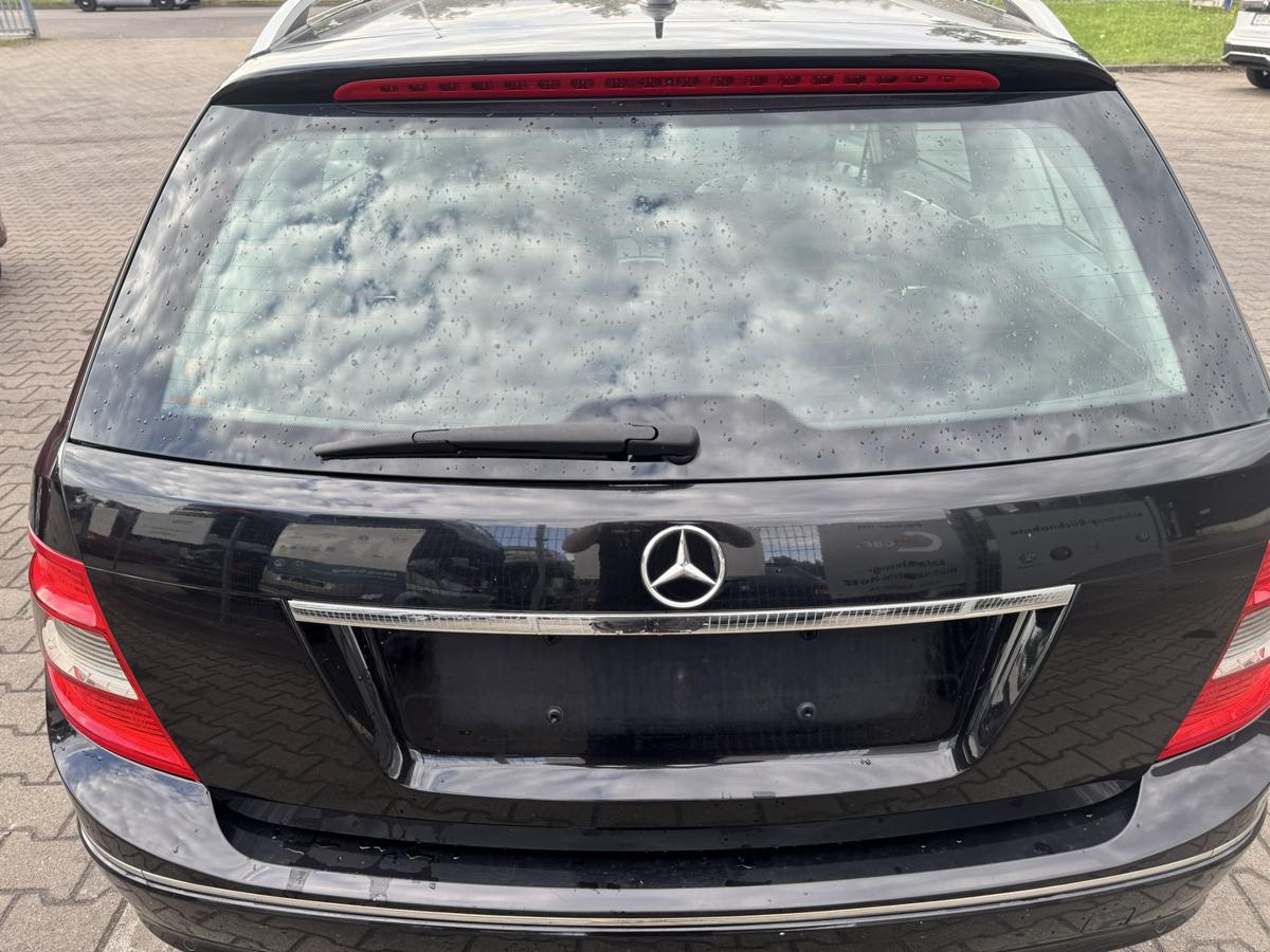 Mercedes C Klasse S204 original Heckklappe mit Heckscheibe 197 Obsidianschwarz Kombi Bj.2009